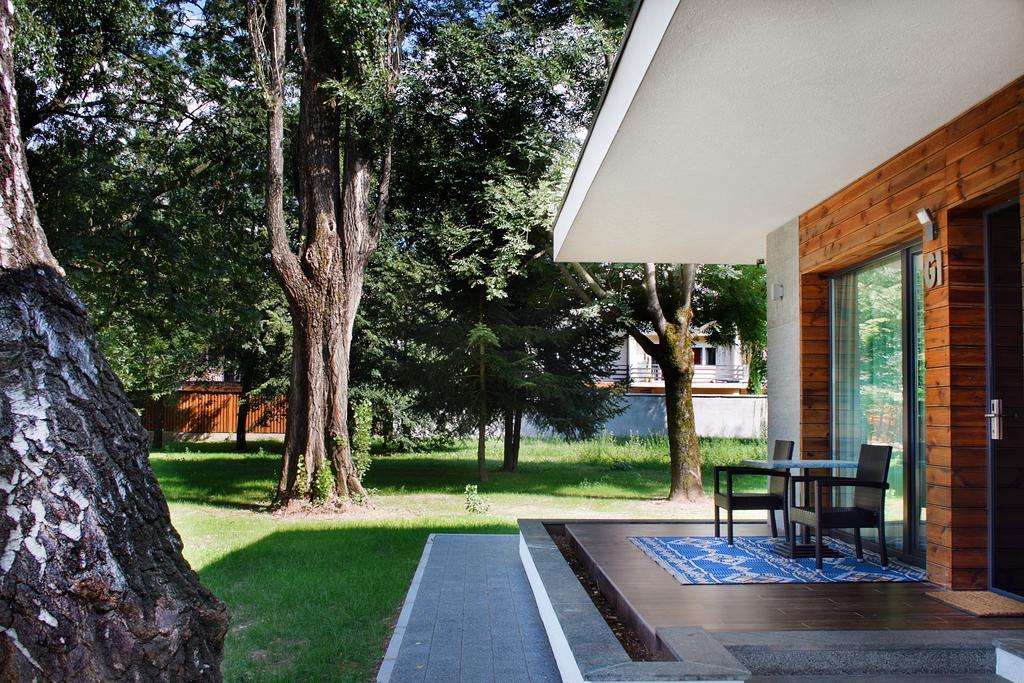 Villas And Apartments Oaza Ilidža Exterior foto