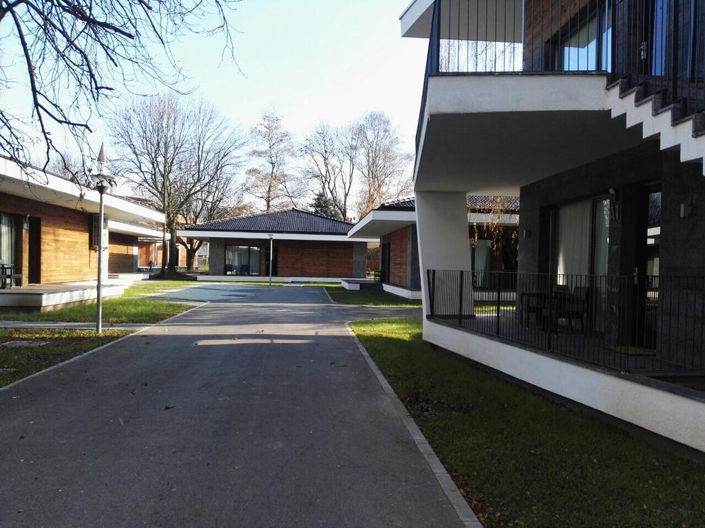 Villas And Apartments Oaza Ilidža Exterior foto