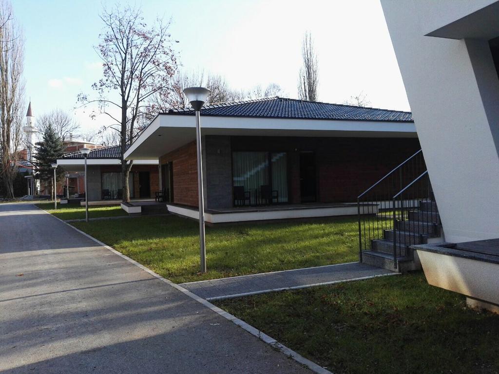 Villas And Apartments Oaza Ilidža Exterior foto
