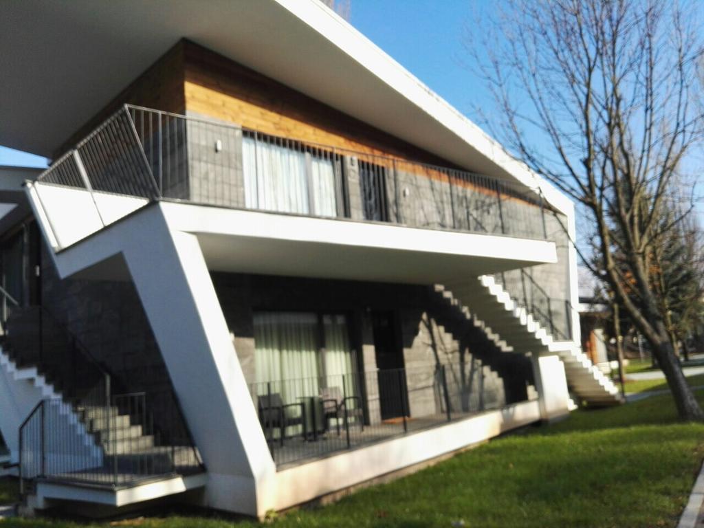 Villas And Apartments Oaza Ilidža Exterior foto