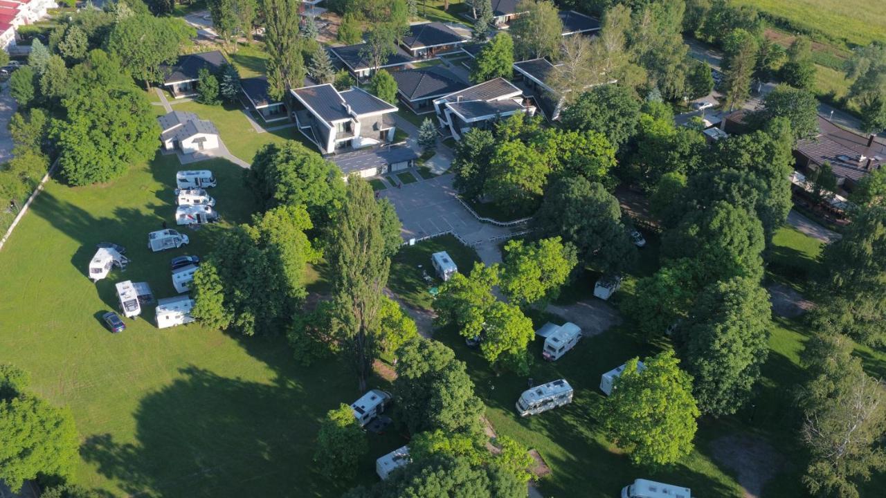 Villas And Apartments Oaza Ilidža Exterior foto